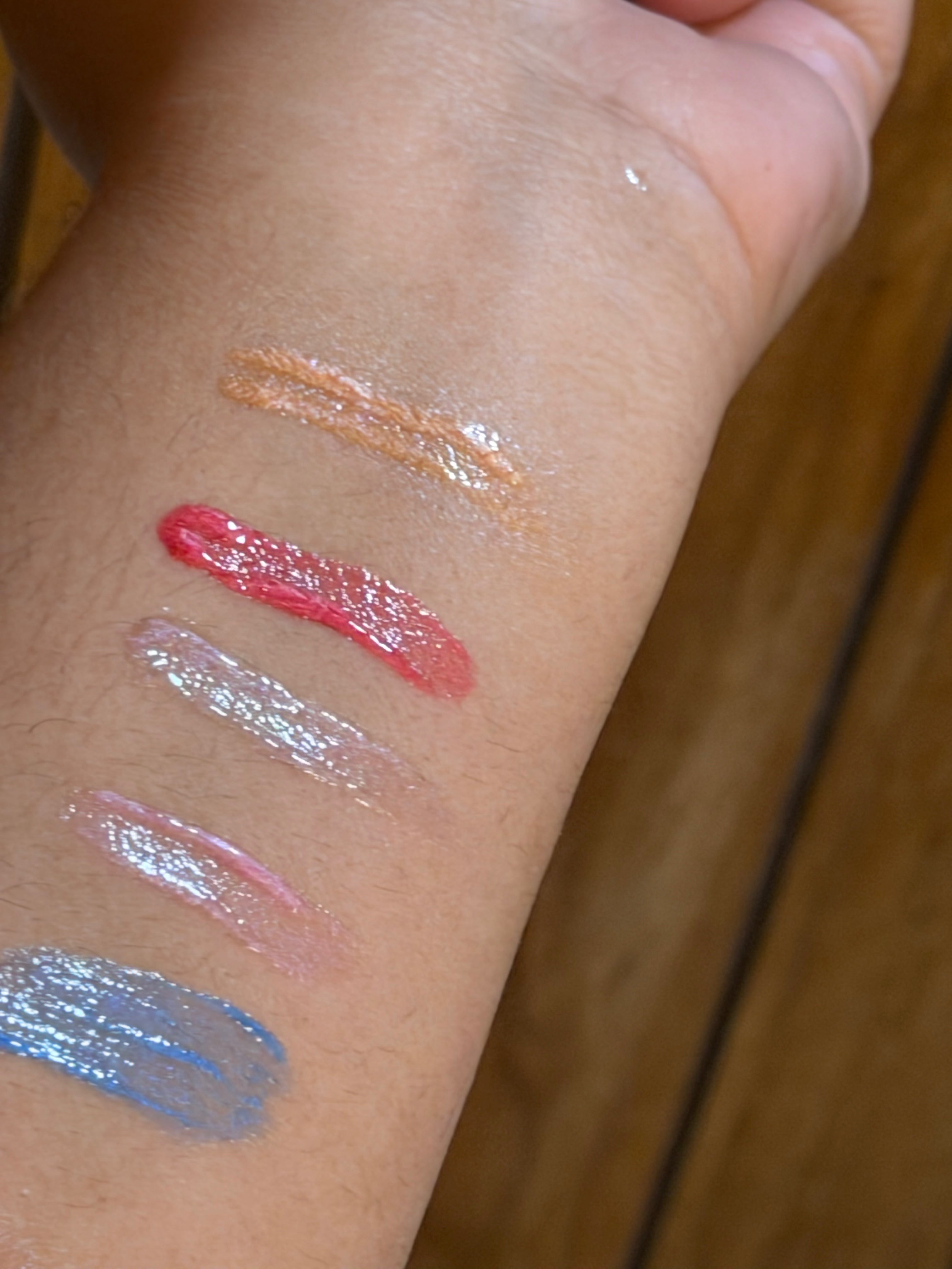 Luxe Lips Hydrating Lip Gloss